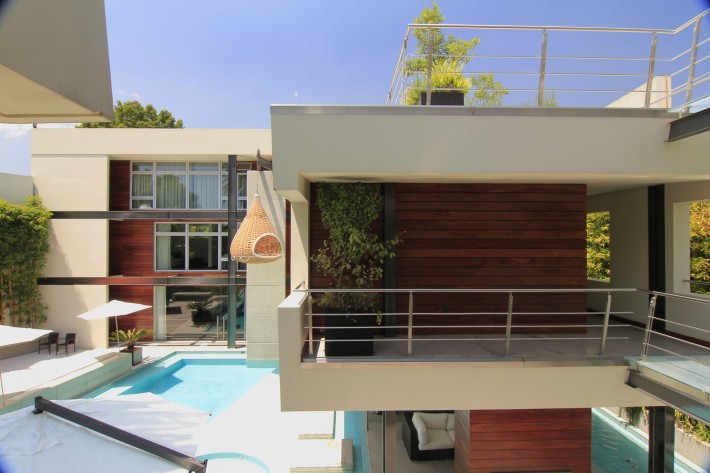 Urban Oasis Exterior, Mexico City, designed by Sage Architecture