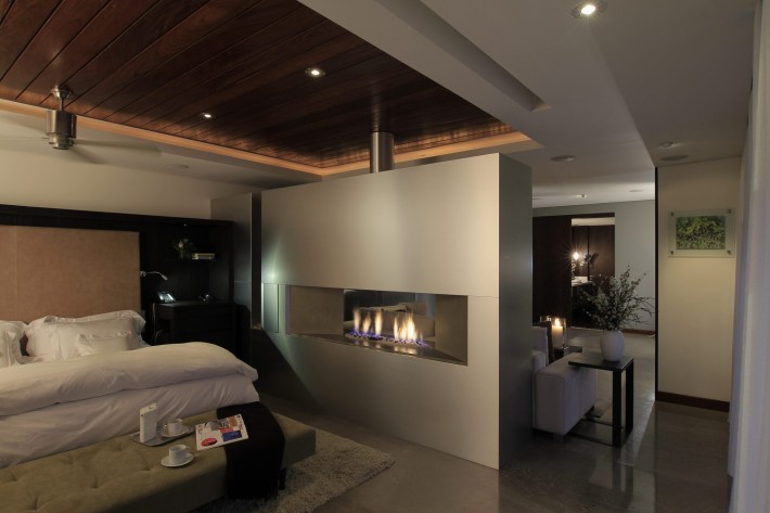 Urban Oasis Master bedroom, Mexico City, designed by Sage Architecture