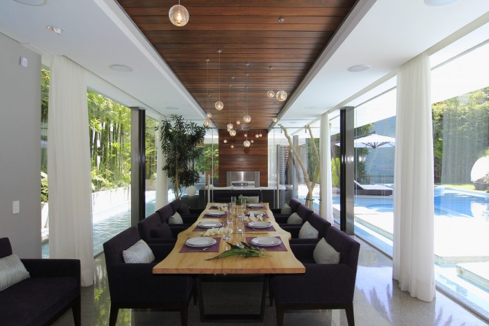 Urban Oasis Dining Room, Mexico City, designed by Sage Architecture