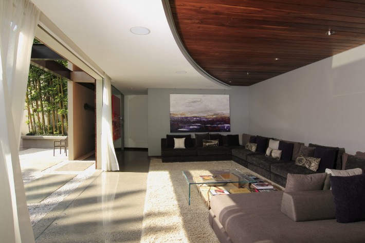 Urban Oasis Living Room, Mexico City, designed by Sage Architecture