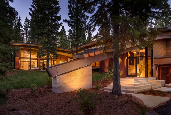 Exterior Sage Flighthouse, Truckee CA by Sage Architecture