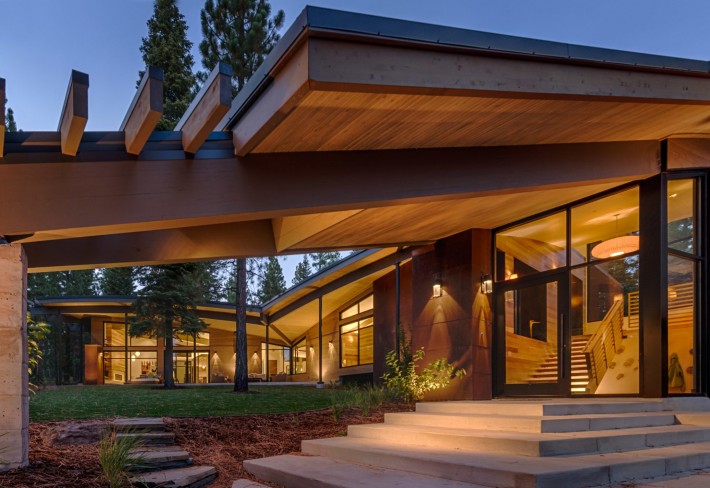 Exterior of Sage Flight House, Truckee, CA by Sage Architecture