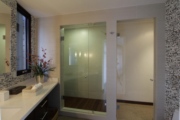 Urban Oasis master bath shower, Mexico City, designed by Sage Architecture